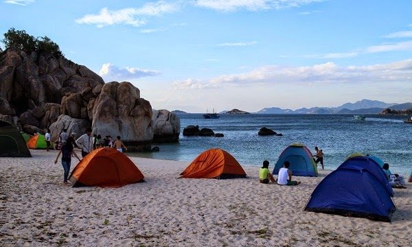 Điểm cắm trại bán đảo Sơn Trà