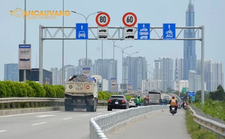 cac kinh nghiem lai xe cho nguoi moi