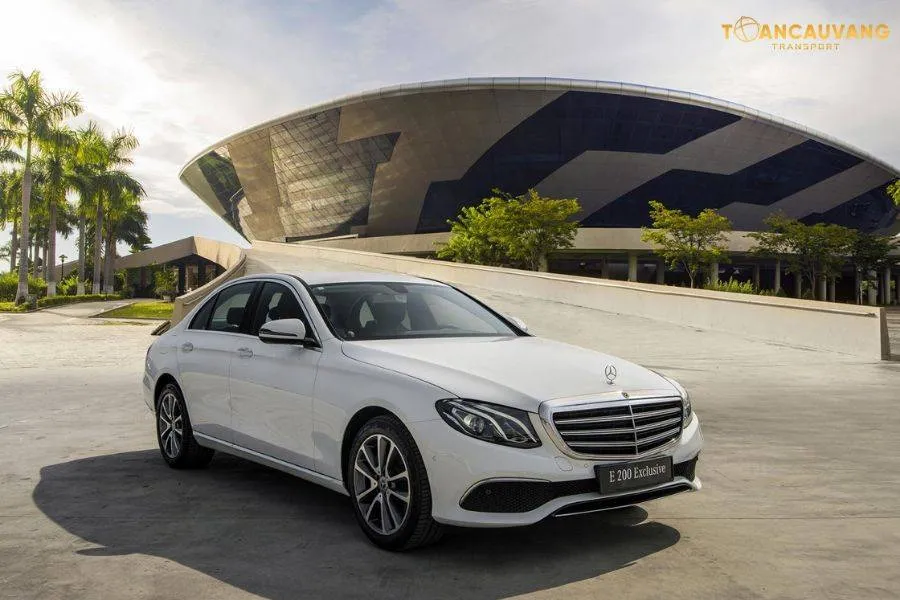Thuê xe cưới Mercedes theo quy trình