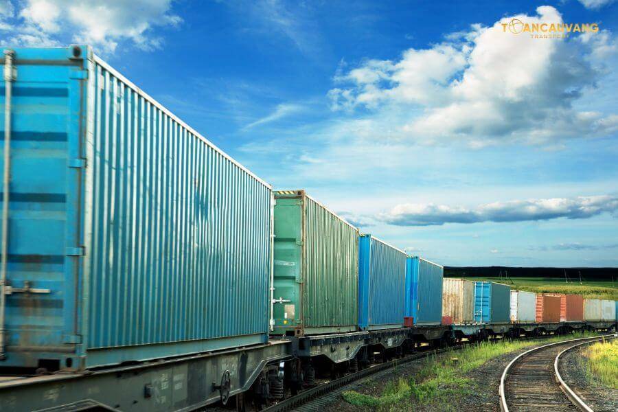 Vận chuyển hàng hóa Bắc Nam bằng đường sắt