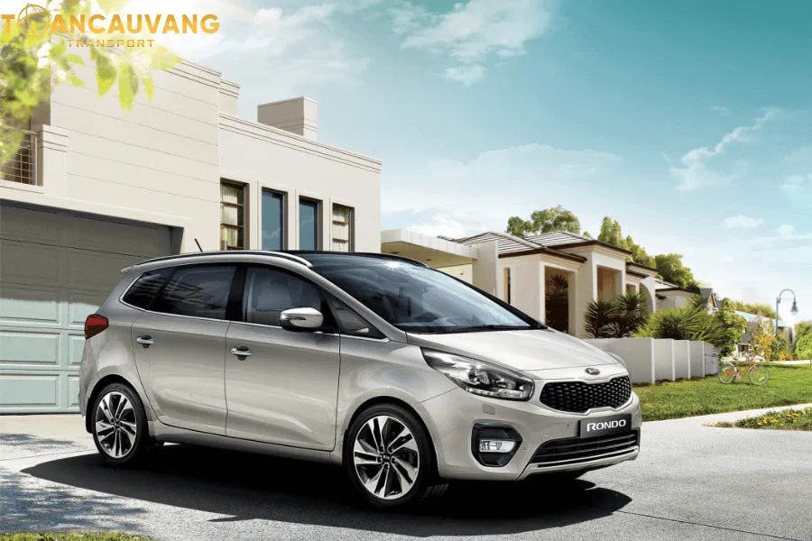 Đỉnh cao từ ngoại thất đến nội thất của Kia Rondo khiến nhiều người thích thú 
