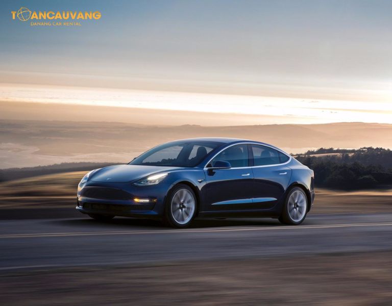 Khả năng vận hành Tesla Model 3