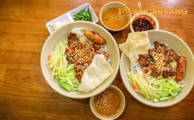 Ghé ngay 7 quán bún thịt nướng Đà Nẵng rẻ, ngon, dễ kiếm 4 quan bun thit nuong ut nau da nang