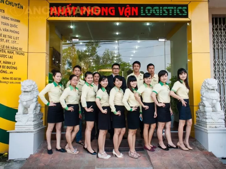 thue-xe-tai-cho-hang-da-nang-nhat-phong-van-logistics