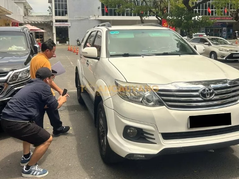 Mẫu hợp đồng thuê xe tự lái mới nhất 2026 5 quay-lai-hien-trang-xe