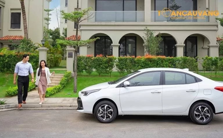 Bảng giá thuê xe 4 chỗ có tài xế mới nhất 2024 3 thue xe o to 4 cho co tai xe